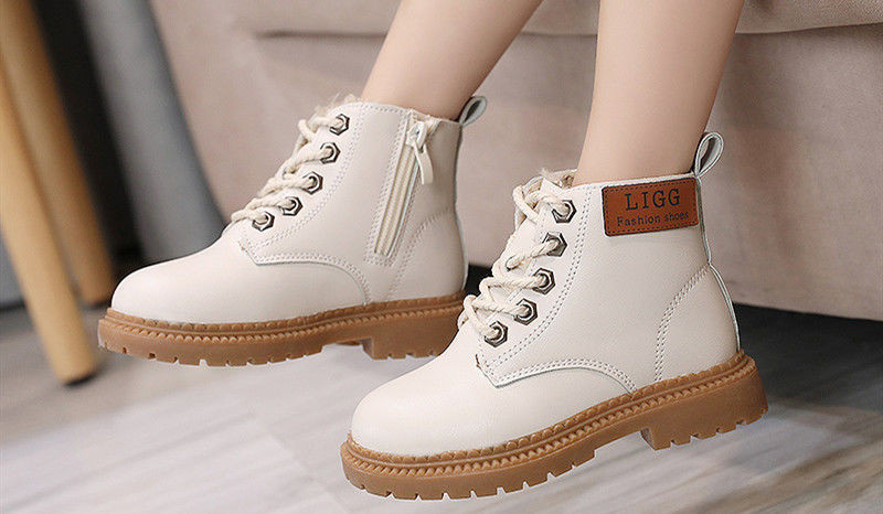 Παιδικές μπότες για κορίτσια από οικολογικό δέρμα με κορδόνια και φερμουάρ