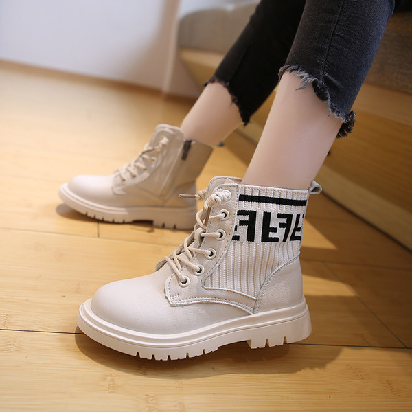 Παιδικές μπότες για κορίτσια με κορδόνια και σόλα