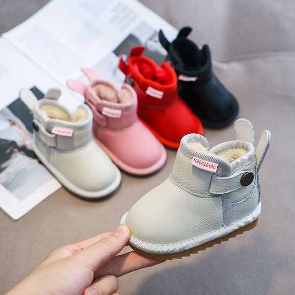 Μοντέρνες παιδικές μπότες με στοιχείο 3D και απαλή επένδυση για κορίτσια