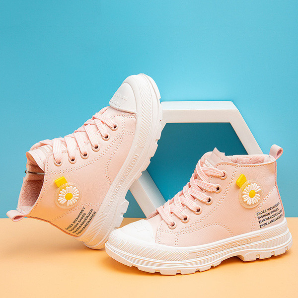 Παιδικές αθλητικές μπότες για κορίτσια με τραχιά σόλα και κορδόνια