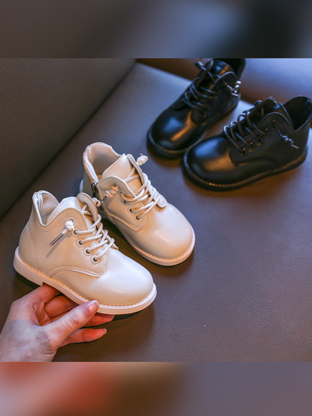 Παιδικές μπότες για κορίτσια από οικολογικό δέρμα - με ή χωρίς μαλακή επένδυση