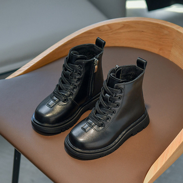 Παιδικές μπότες από οικολογικό δέρμα με δαντέλα κλασικό  μοντέλο για κορίτσια