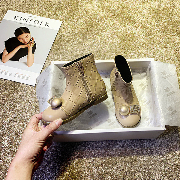 Νέο μοντέλο μοντέρνες παιδικές μπότες για κορίτσια με διακόσμηση