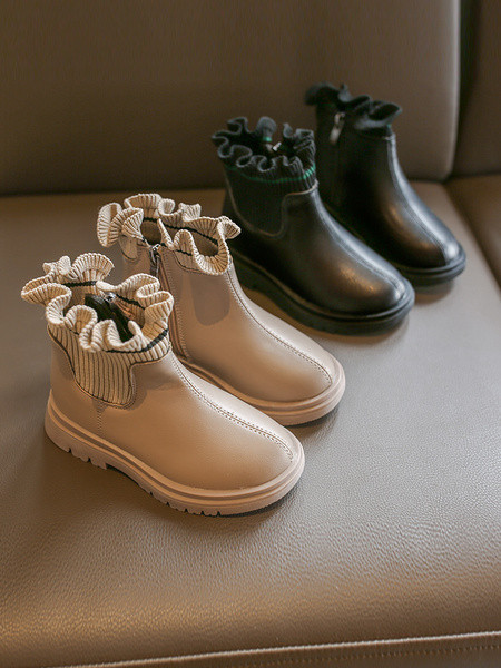 Παιδικές μπότες από οικολογικό δέρμα με φερμουάρ