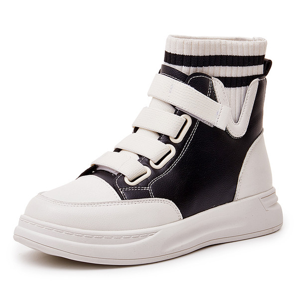 Αθλητικές και καθημερινές παιδικές μπότες για κορίτσια από οικολογικό δέρμα με λουράκια βελκρό