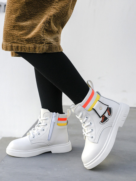 Νέο μοντέλο παιδικές μπότες για κορίτσια με απλικέ και κορδόνια