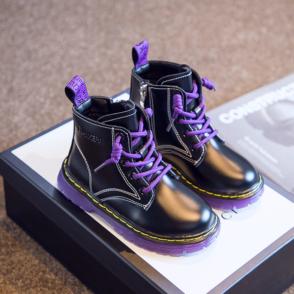 Παιδικές μπότες casual από οικολογικό δέρμα με χρωματιστά κορδόνια