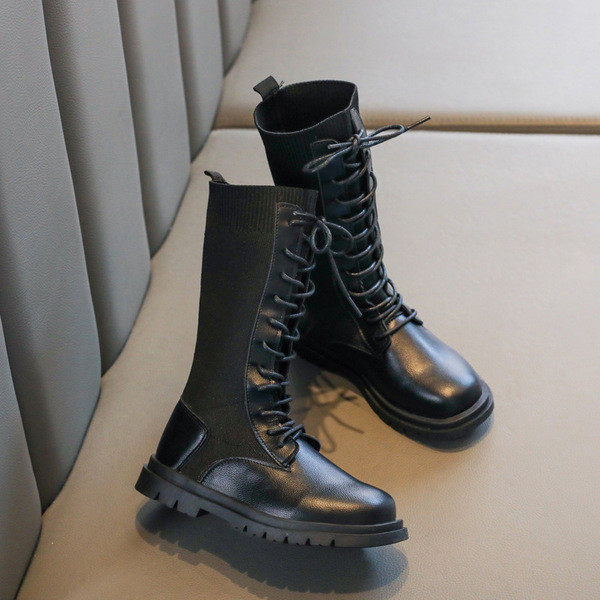 Παιδικές μπότες από οικολογικό δέρμα και υφάσματα σε μαύρο χρώμα για κορίτσια