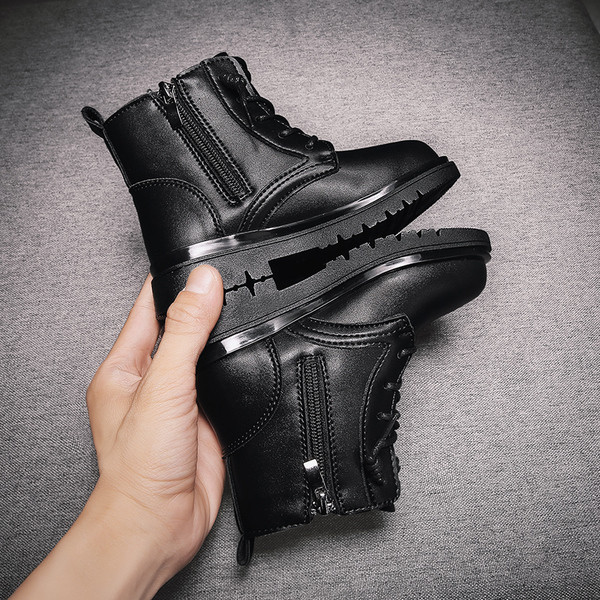 Παιδικές έκο δερμάτινες μπότες από οικολογικό δέρμα με επίπεδη σόλα και μαλακή επένδυση