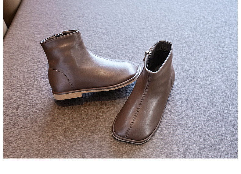 Παιδικές έκο δερμάτινες μπότες με επίπεδη σόλα σε διάφορα χρώματα