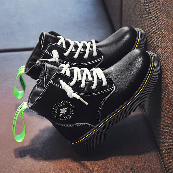 Casual μπότες για κορίτσια από οικολογικό δέρμα με επίπεδη σόλα και κορδόνια