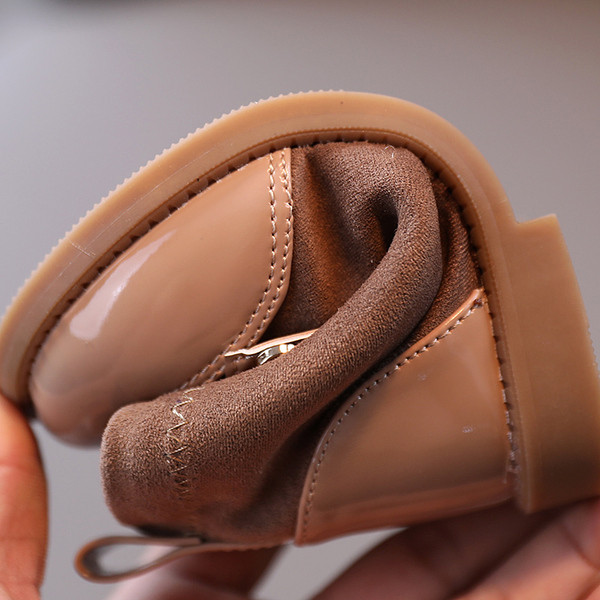 Νέο μοντέλο παιδικές μπότες  για κορίτσια με κορδέλα