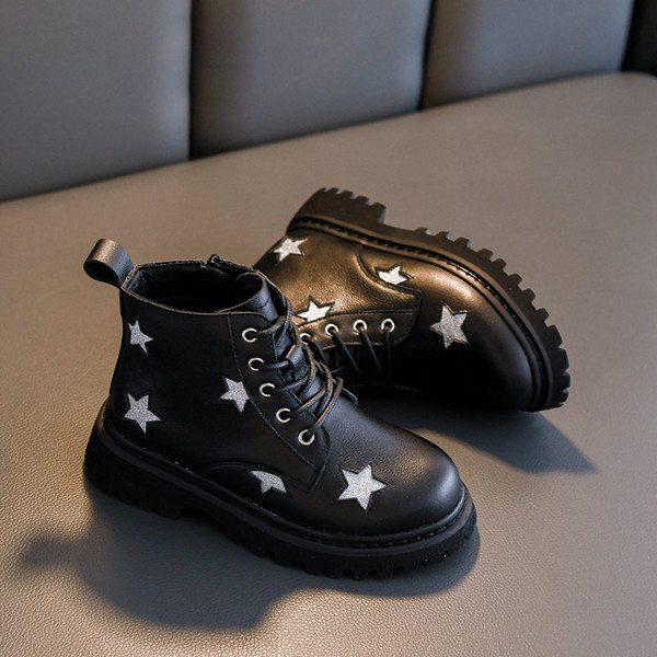 Μοντέρνες παιδικές μπότες για κορίτσια από οικολογικό δέρμα με κορδόνια