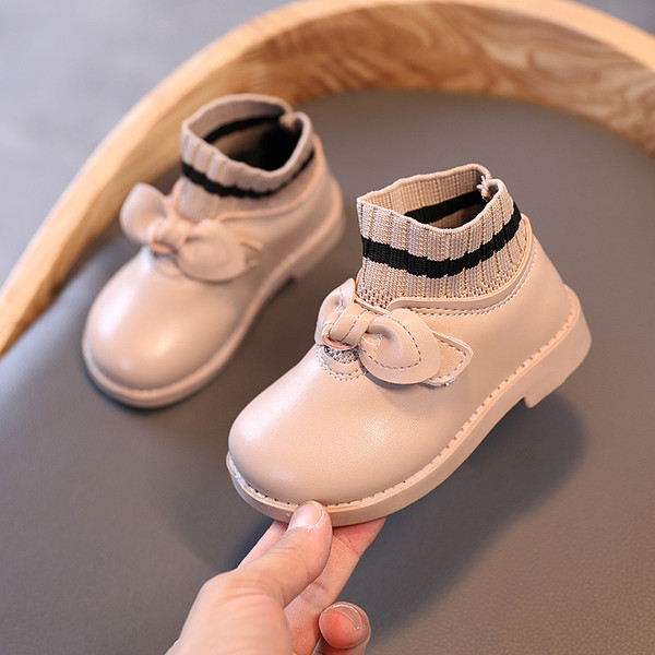 Παιδικές μπότες για κορίτσια από οικολογικό δέρμα και υφάσματα με κορδέλα