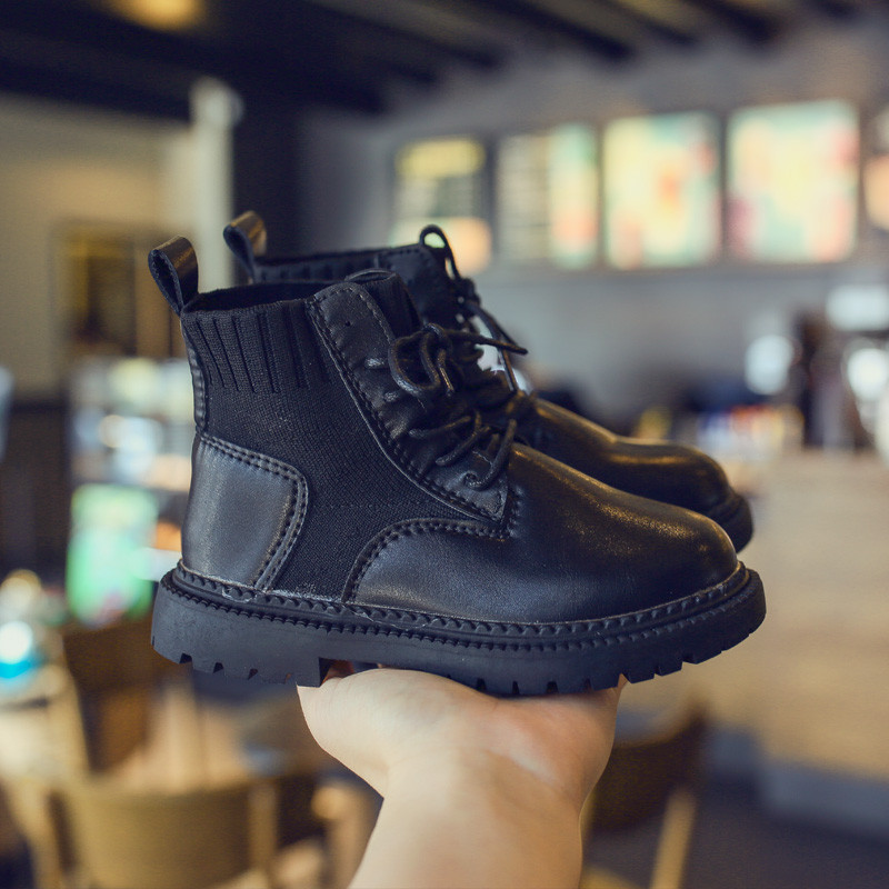 Παιδικές μπότες κατασκευασμένες από οικολογικό δέρμα και υφάσματα - δύο μοντέλα