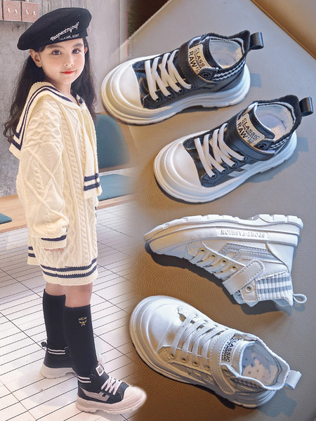 Νέο μοντέλο αθλητικές μπότες για κορίτσια με κορδόνια