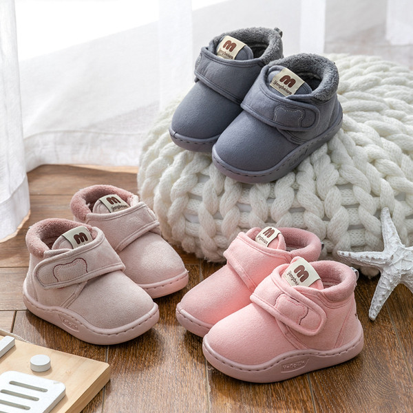 Παιδικές μπότες με λουράκια βελκρό και ζεστή φόδρα