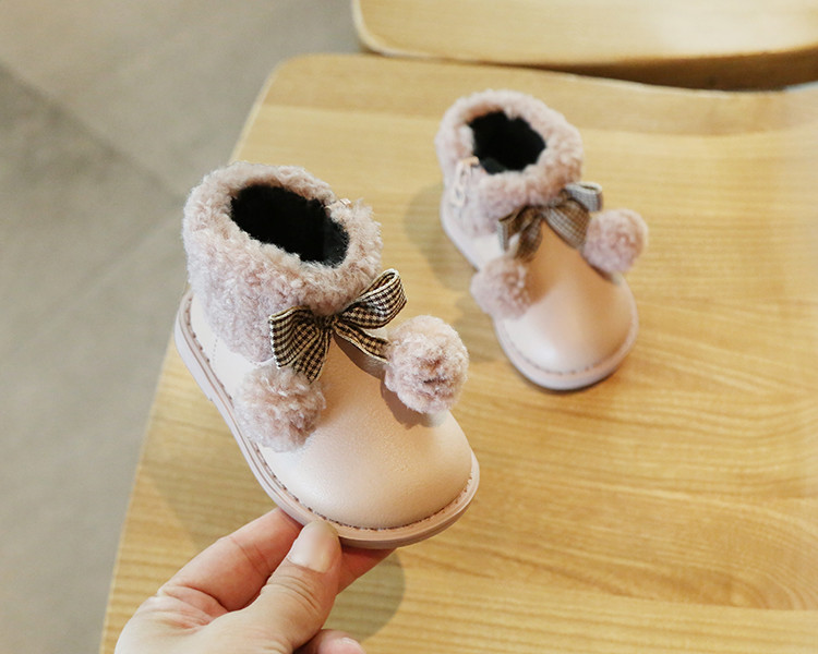 Παιδικές μπότες με κορδέλα και γούνα - για κορίτσια