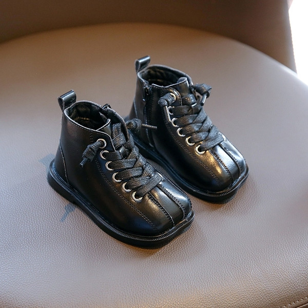 Παιδικές μοντέρνες μπότες για κορίτσια από έκο δέρμα