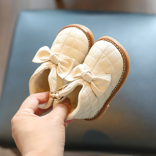 Νέο μοντέλο παιδικές μπότες για κορίτσια με μαλακή επένδυση και κορδέλα