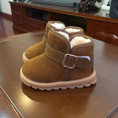 Gyermek meleg csizma unisex modell csattal