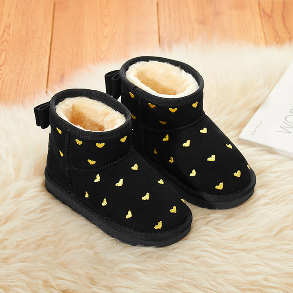 Νέο μοντέλο παιδικές μπότες για κορίτσια με μαλακή επένδυση και κέντημα