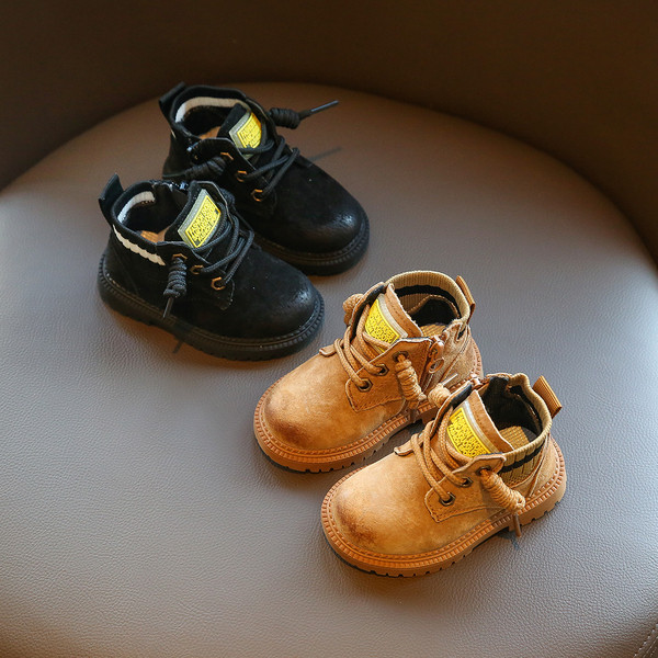 Νέο  μοντέλο παιδικές χειμερινές μπότες με κορδόνια για κορίτσια