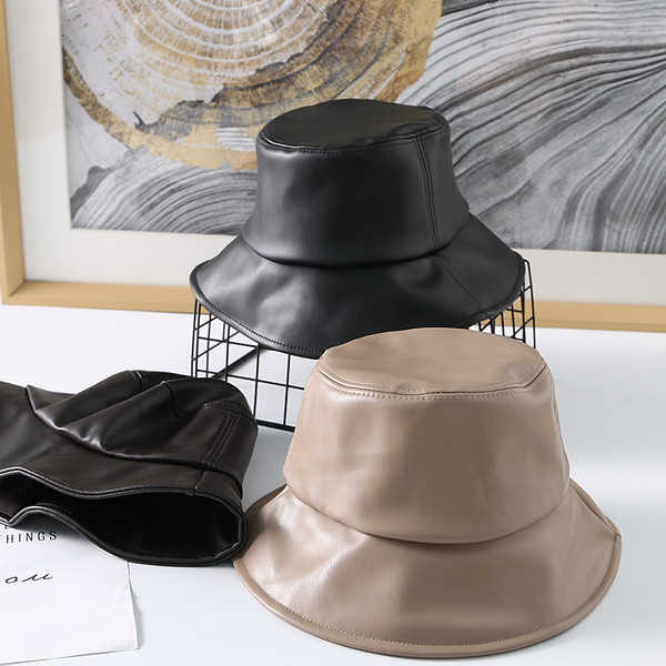 Női alkalmi sapka eko bőrből