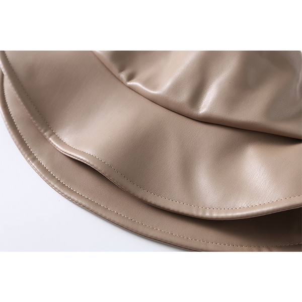 Női alkalmi sapka eko bőrből