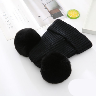 Új modell női kötött sapka pomponokkal