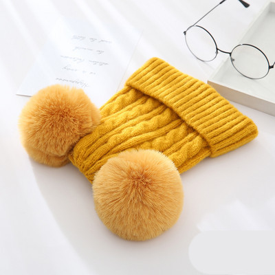 Új modell női kötött sapka pomponokkal