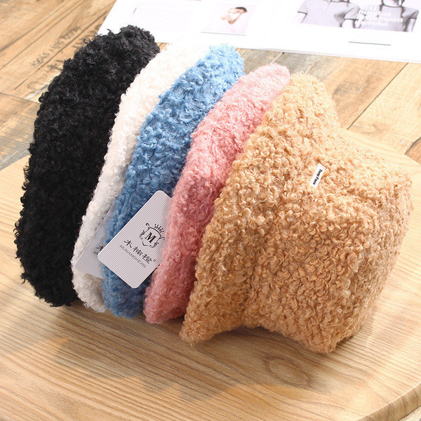 Női alkalmi pehelysapka