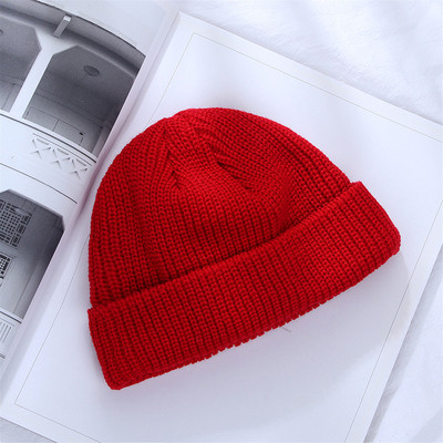 Női sapka retro stílusú - több modell