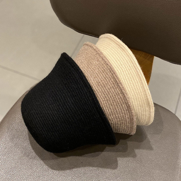 Női téli sapka típusú bomba