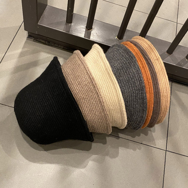 Női téli sapka típusú bomba