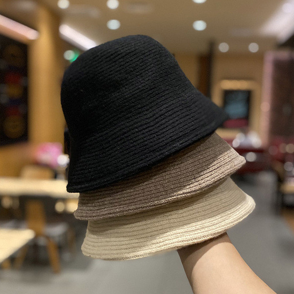 Női téli sapka típusú bomba