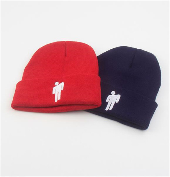 Modern kötött sapka hímzéssel