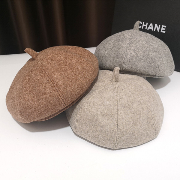 Palarie de dama tip bereta de lana