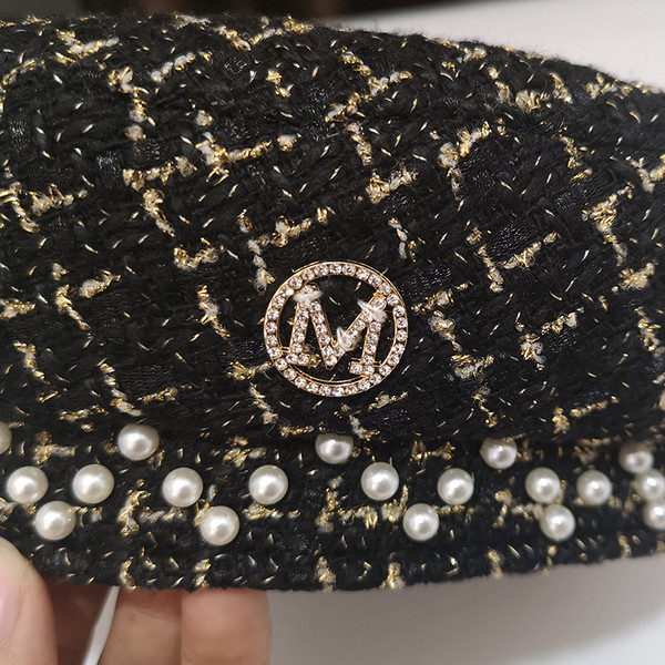 Palarie dama cu perle si decor metalic in mai multe culori