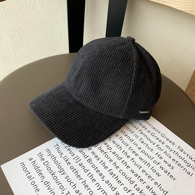 Visor-retro stílusú női sapka