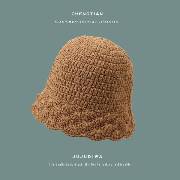 Modern női kötött sapka - alkalmas télre