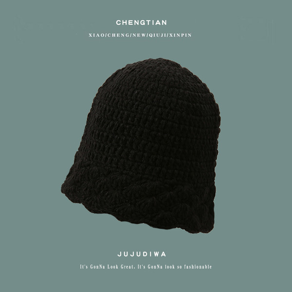 Modern női kötött sapka - alkalmas télre