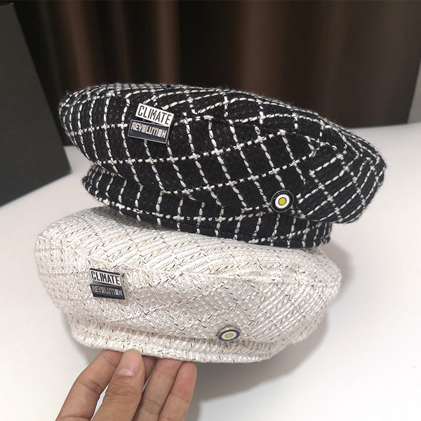 Női sapka retro stílusban - fehér és fekete