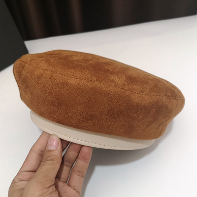 Velúr női sapka több színben