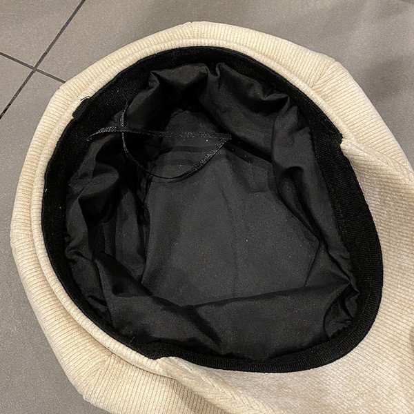 Női kordbársony sapka napellenzővel