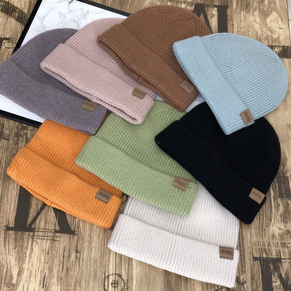 Sima modell téli női sapka