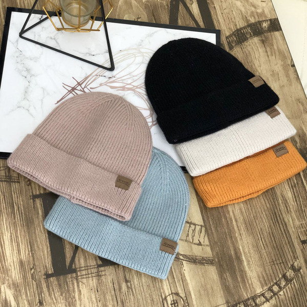 Sima modell téli női sapka