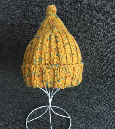 Meleg téli sapka nőknek