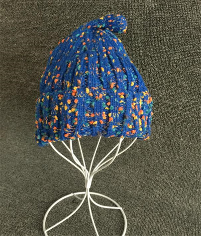 Meleg téli sapka nőknek