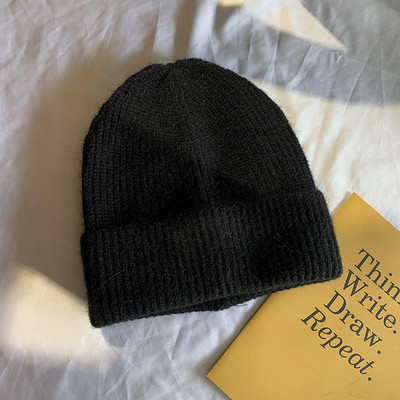 Kötött női sapka sima modell